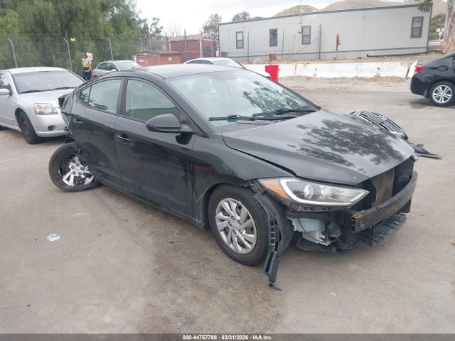 2017 HYUNDAI ELANTRA KMHD74LF2HU082625