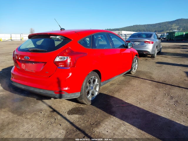 2013 Ford Focus Se მანქანა იყიდება აუქციონზე, vin: 1FADP3K27DL339717, აუქციონის ნომერი: 44757812