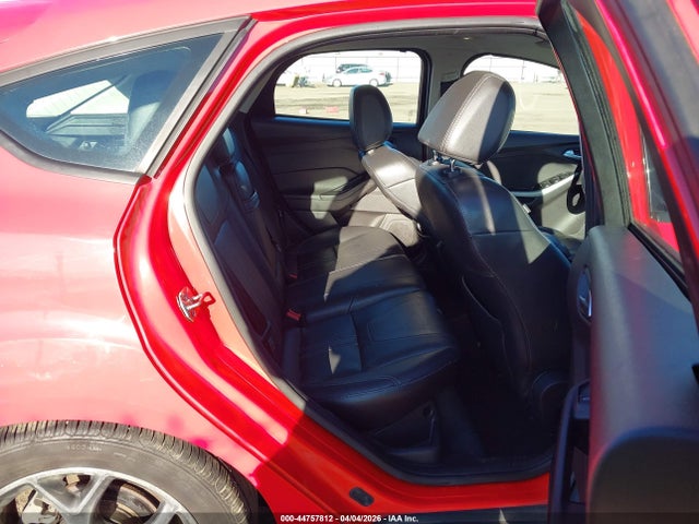 2013 Ford Focus Se მანქანა იყიდება აუქციონზე, vin: 1FADP3K27DL339717, აუქციონის ნომერი: 44757812