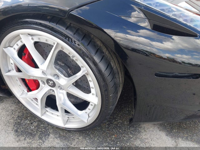 44757833 :رقم المزاد ، ZFF68NHA2F0211126 vin ، 2015 Ferrari 458 Spider مزاد بيع