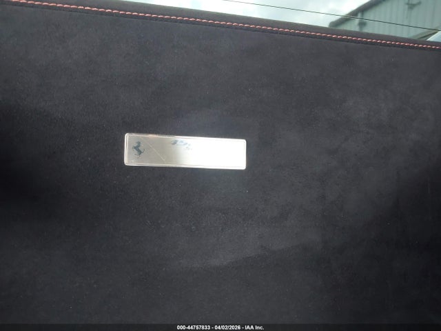 44757833 :رقم المزاد ، ZFF68NHA2F0211126 vin ، 2015 Ferrari 458 Spider مزاد بيع