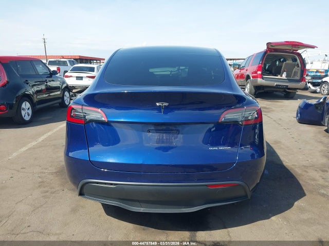44757849 :رقم المزاد ، 7SAYGDEE5NF386842 vin ، 2022 Tesla Model Y Long Range Dual Motor All-wheel Drive مزاد بيع