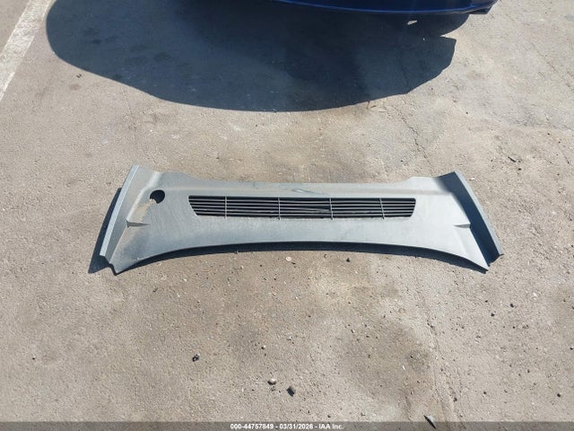 44757849 :رقم المزاد ، 7SAYGDEE5NF386842 vin ، 2022 Tesla Model Y Long Range Dual Motor All-wheel Drive مزاد بيع