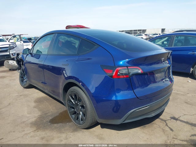 44757849 :رقم المزاد ، 7SAYGDEE5NF386842 vin ، 2022 Tesla Model Y Long Range Dual Motor All-wheel Drive مزاد بيع