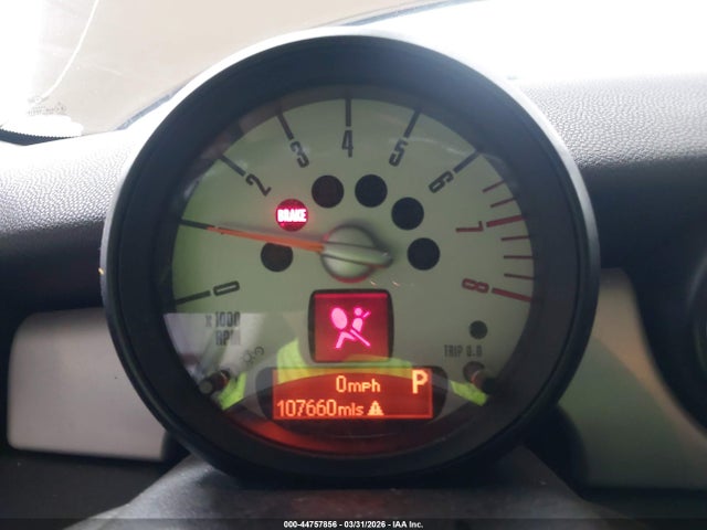 2012 MINI COOPER WMWSU3C56CT256990 Photo 6