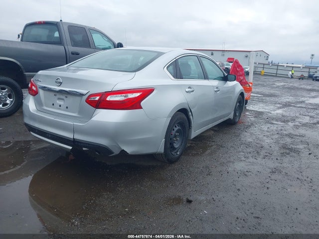 1N4AL3APXHN362138 Nissan Altima 2.5 S