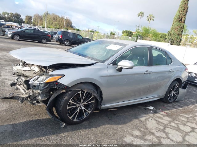 4T1B11HK0JU126768 Toyota CAMRY SE