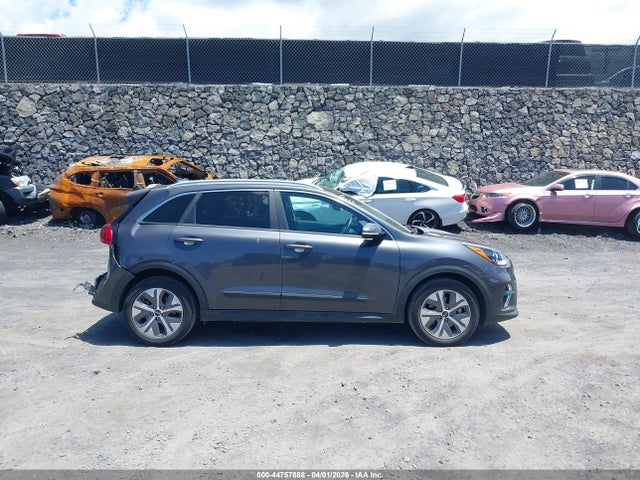 KNDCC3LG0L5062956 KIA Niro Ev Ex