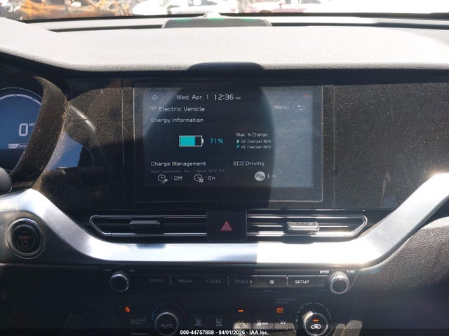KNDCC3LG0L5062956 KIA Niro Ev Ex