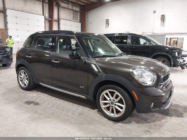 2015 MINI COUNTRYMAN WMWZC5C5XFWP48180
