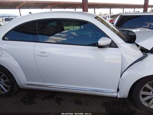 3VWJ17AT1HM607713 Volkswagen Beetle 1.8t Se/1.8t Sel