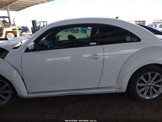 3VWJ17AT1HM607713 Volkswagen Beetle 1.8t Se/1.8t Sel