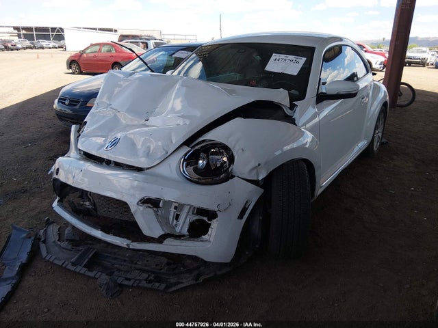3VWJ17AT1HM607713 Volkswagen Beetle 1.8t Se/1.8t Sel