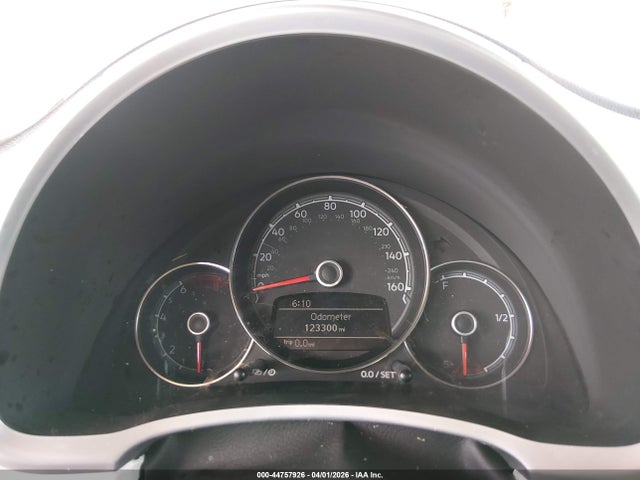 3VWJ17AT1HM607713 Volkswagen Beetle 1.8t Se/1.8t Sel