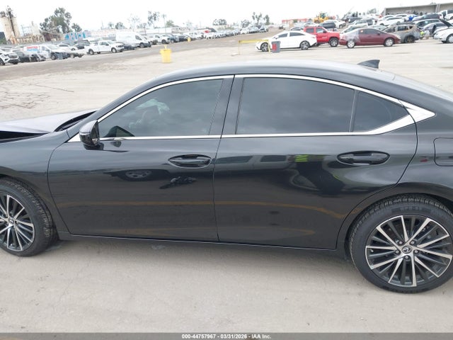 Продажа на аукционе авто 2024 Lexus Es 300h, vin: 58ADA1C18RU044220, номер лота: 44757967