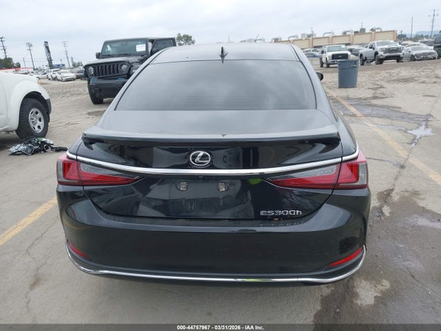 Продажа на аукционе авто 2024 Lexus Es 300h, vin: 58ADA1C18RU044220, номер лота: 44757967