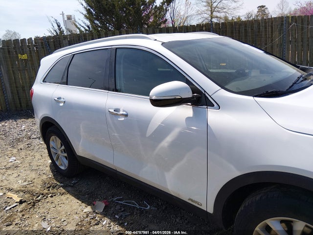 44757981 :رقم المزاد ، 5XYPGDA36HG230013 vin ، 2017 Kia Sorento 2.4l Lx مزاد بيع