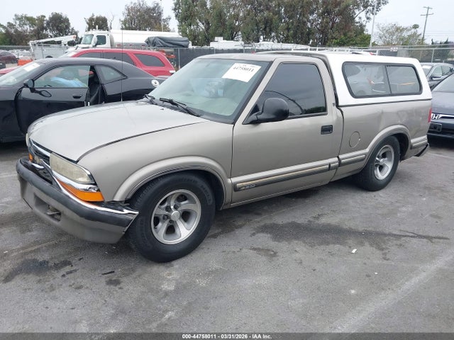 44758011 :رقم المزاد ، 1GCCS1445WK239079 vin ، 1998 Chevrolet S-10 Ls Fleetside مزاد بيع