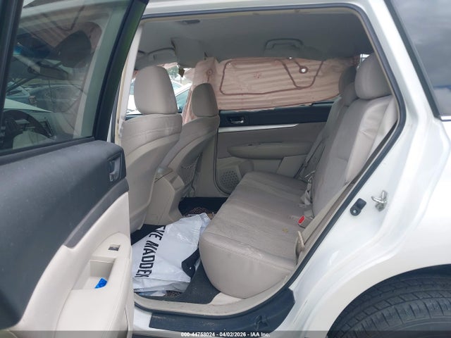 Aukcja sprzedaży 2014 Subaru Outback 2.5i Premium, vin: 4S4BRBCC2E3233704, numer aukcji: 44758024