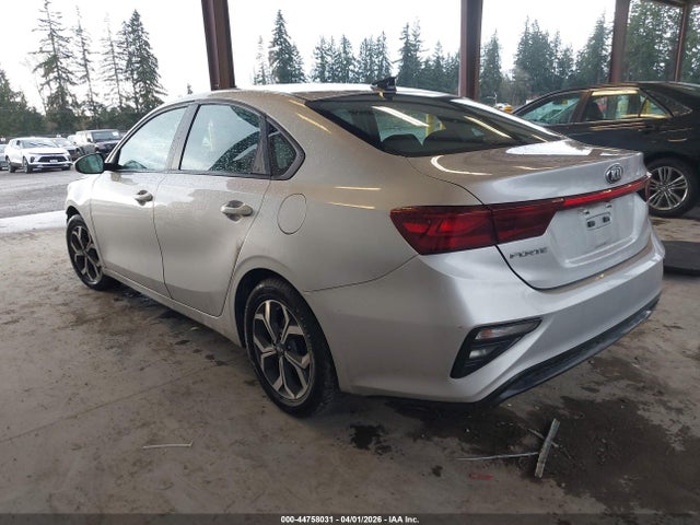 3KPF24AD9KE118507 KIA Forte Lxs