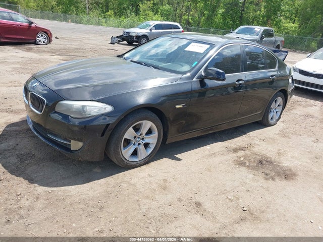 2011 BMW 528I WBAFR1C50BDS36234 Photo 1