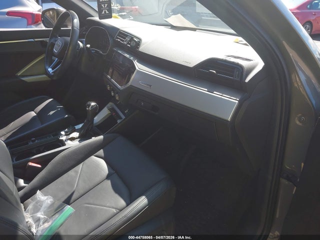 Aukcja sprzedaży 2021 Audi Q3 Premium 45 Tfsi S Line Quattro Tiptronic, vin: WA1DECF37M1056131, numer aukcji: 44758065