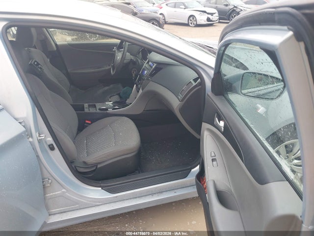 Продажа на аукционе авто 2012 Hyundai Sonata Gls, vin: 5NPEB4AC1CH413584, номер лота: 44758070