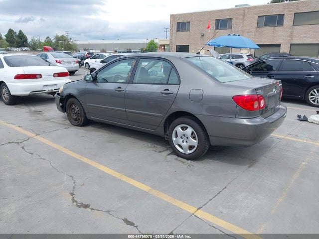 2007 TOYOTA COROLLA 1NXBR32E37Z777456 Photo 2