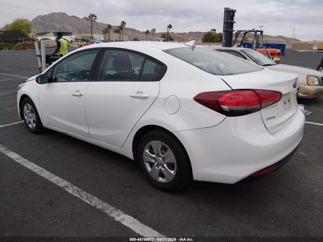 KIA FORTE LX 2018 3KPFK4A71JE228864 Image 14