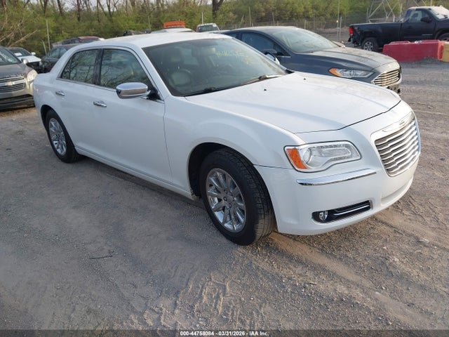 2011 CHRYSLER 300 2C3CA5CG8BH525326