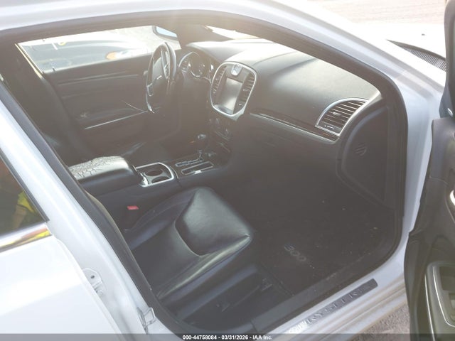 2011 CHRYSLER 300 2C3CA5CG8BH525326 Photo 4