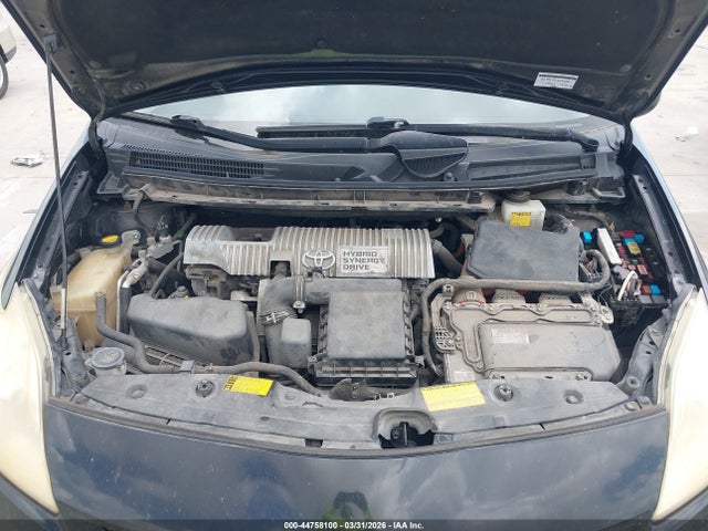 Toyota Prius Three 2014 JTDKN3DU2E1750445 Image 10