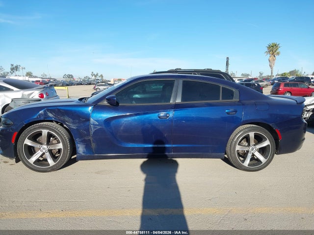 2017 Dodge Charger Se Rwd მანქანა იყიდება აუქციონზე, vin: 2C3CDXBG9HH537644, აუქციონის ნომერი: 44758111
