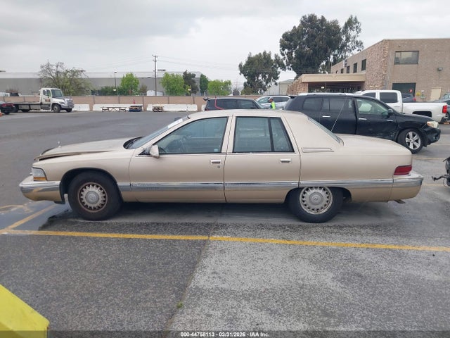 Продажа на аукционе авто 1996 Buick Roadmaster, vin: 1G4BN52PXTR421950, номер лота: 44758113