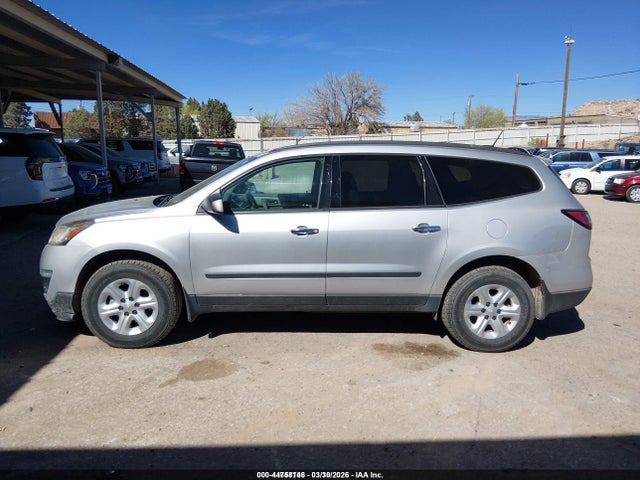 1GNKVFED4HJ305510 Chevrolet Traverse Ls