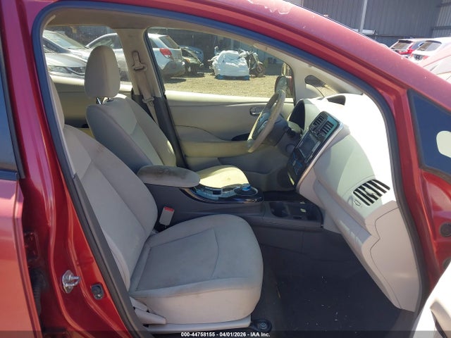 2011 Nissan Leaf Sl მანქანა იყიდება აუქციონზე, vin: JN1AZ0CP6BT001614, აუქციონის ნომერი: 44758155