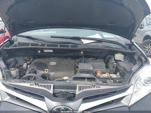 Продажа на аукционе авто 2019 Toyota Sienna Xle 8 Passenger, vin: 5TDYZ3DC5KS970991, номер лота: 44758159