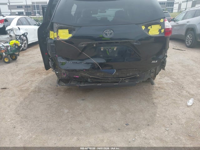 Продажа на аукционе авто 2019 Toyota Sienna Xle 8 Passenger, vin: 5TDYZ3DC5KS970991, номер лота: 44758159
