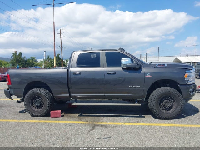 3C6UR5FLXRG177340 RAM 2500 Laramie 4x4 6&#039;4 Box