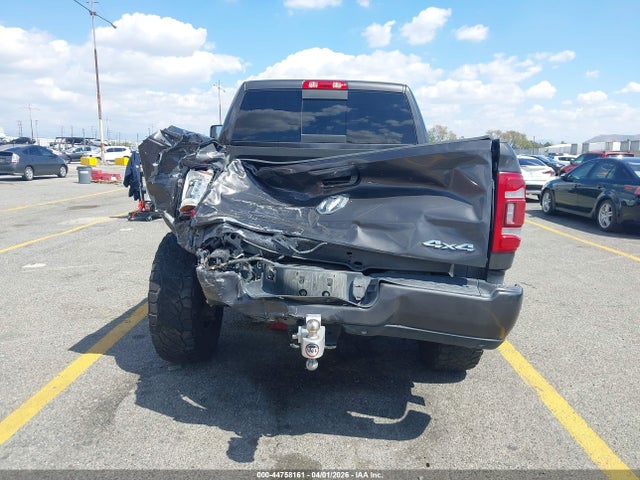 3C6UR5FLXRG177340 RAM 2500 Laramie 4x4 6&#039;4 Box