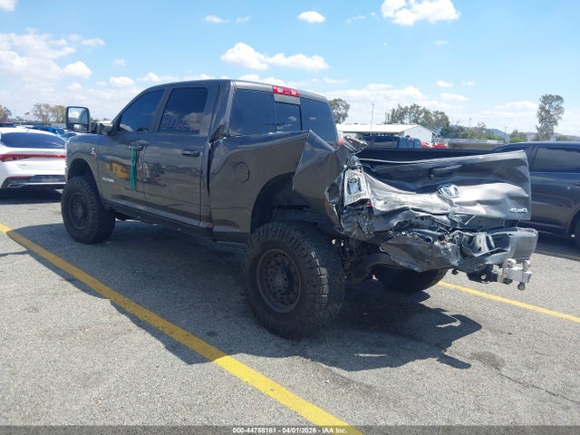 3C6UR5FLXRG177340 RAM 2500 Laramie 4x4 6&#039;4 Box