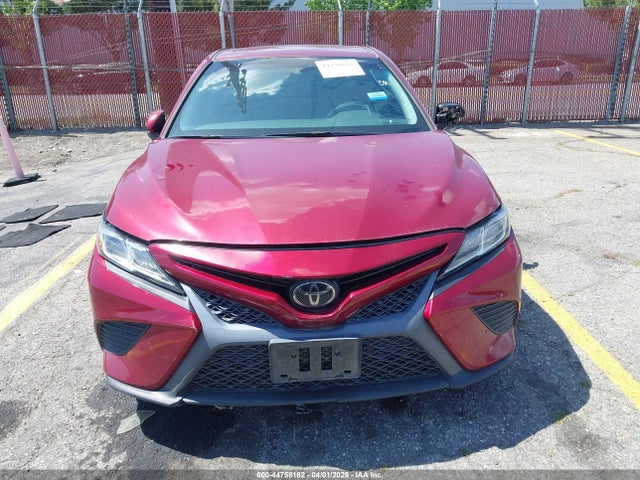 4T1B11HK4JU616095 Toyota CAMRY SE