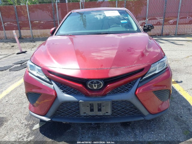 4T1B11HK4JU616095 Toyota CAMRY SE