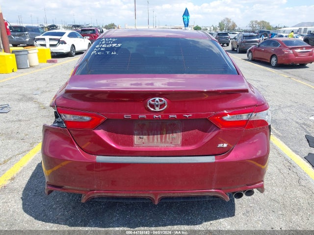 4T1B11HK4JU616095 Toyota CAMRY SE