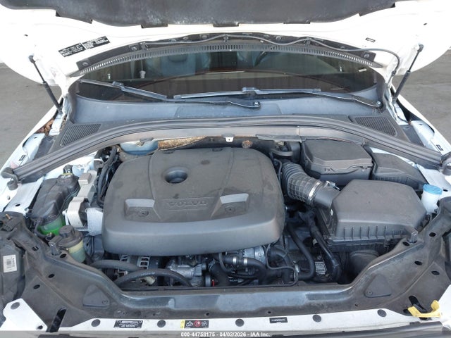 44758175 :رقم المزاد ، YV449MDM1G2842613 vin ، 2016 Volvo Xc60 T6 Drive-e Platinum مزاد بيع