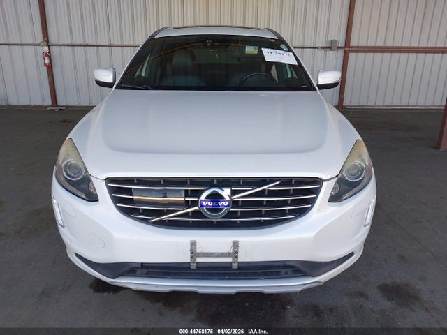 44758175 :رقم المزاد ، YV449MDM1G2842613 vin ، 2016 Volvo Xc60 T6 Drive-e Platinum مزاد بيع