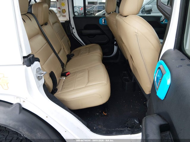 Продаж на аукціоні авто 2018 Jeep Wrangler Unlimited Sahara 4x4, vin: 1C4HJXEG6JW109978, номер лоту: 44758200