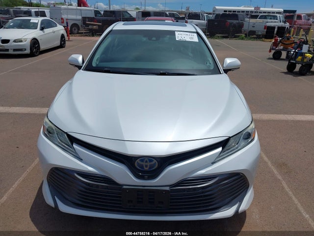 4T1B21HK4JU009269 Toyota Camry Hybrid Xle