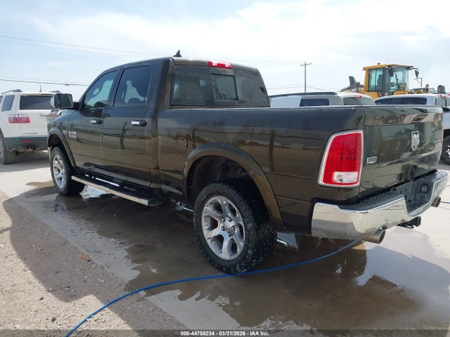 2013 RAM 1500 1C6RR7VT9DS662783 Photo 2