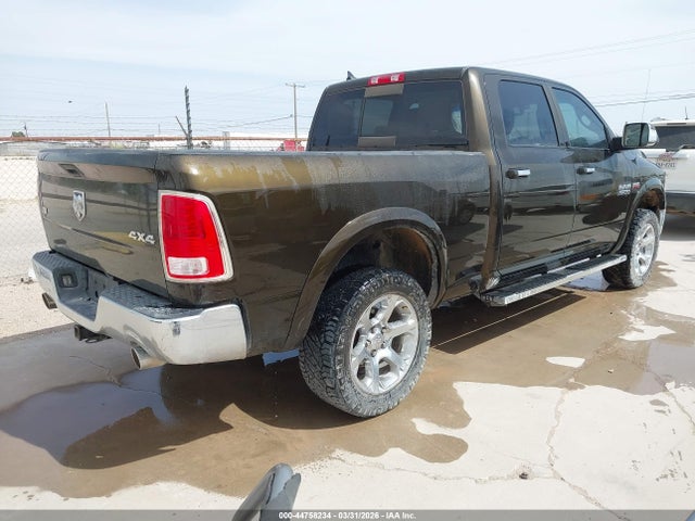 2013 RAM 1500 1C6RR7VT9DS662783 Photo 3